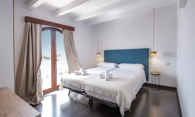 habitacion-doble-basica-castell-de-lo-03